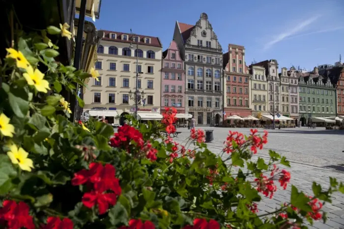 Framed Print : Market Square from restaurant, Old Town, Wroclaw, Silesia, Poland, Europe Framed Print : Market Square from restaurant, Old Town, Wroclaw, Silesia, Poland, Europe