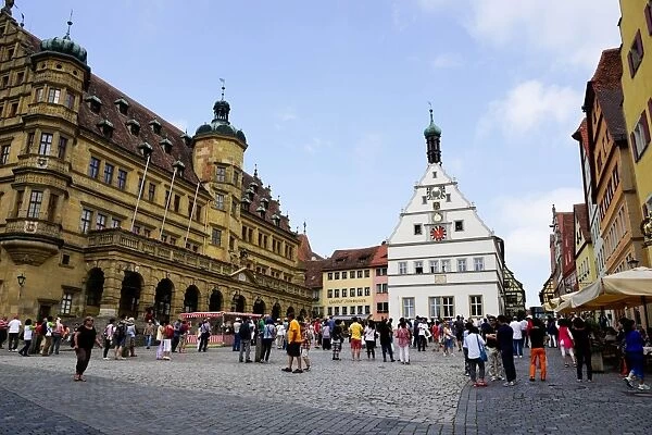 The market square in Rothenburg ob der Tauber, UNESCO Romantic Road, Franconia, Bavaria, Germany, Europe