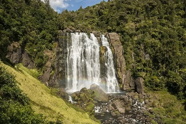 Marokopa Falls, Waitomo karst, North Island, New Zealand, Pacific