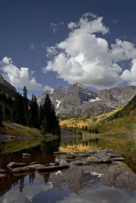 Framed Print : Maroon Bells reflected in Maroon Lake with fall color, White River National Forest Framed Print : Maroon Bells reflected in Maroon Lake with fall color, White River National Forest