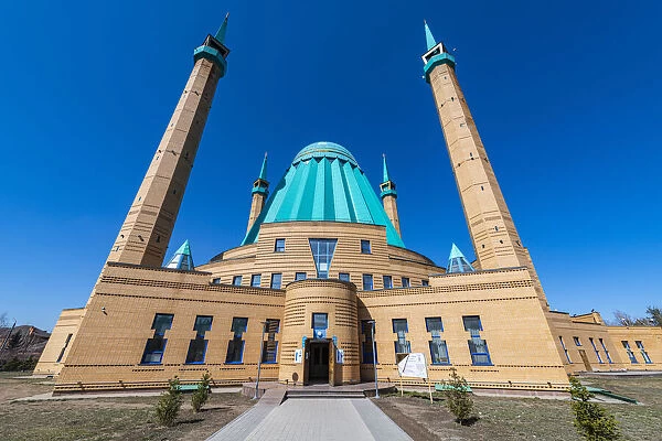 Mashkhur Zhusup Mosque, Pawlodar, Eastern Kazakhstan, Central Asia, Asia