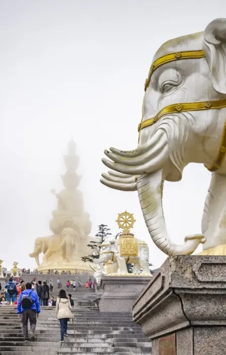 Framed Print : Massive statue of Samantabhadra at the summit of Mount Emei (Emei Shan), UNESCO World Heritage Site Framed Print : Massive statue of Samantabhadra at the summit of Mount Emei (Emei Shan), UNESCO World Heritage Site