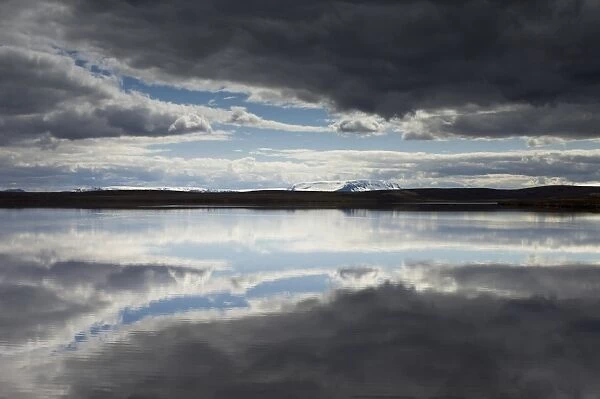 Masvatn lake, Myvatn area, Iceland, Polar Regions