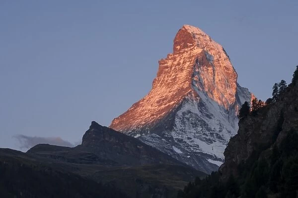 Matterhorn, first light, Zermatt, Swiss Alps, Switzerland, Europe