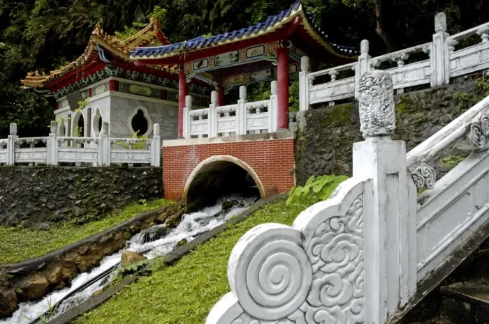 Framed Print : Mausoleum of Eternal Spring, Gorge of Taroko, Taroko National Park, Hualian city area Framed Print : Mausoleum of Eternal Spring, Gorge of Taroko, Taroko National Park, Hualian city area