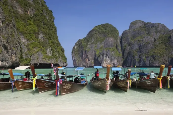 Framed Print : Maya Bay with long-tail boats, Phi Phi Lay, Krabi Province, Thailand, Southeast Asia, Asia Framed Print : Maya Bay with long-tail boats, Phi Phi Lay, Krabi Province, Thailand, Southeast Asia, Asia