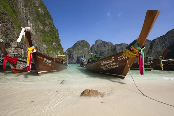 Framed Print : Maya Bay with long-tail boats, Phi Phi Lay Island, Krabi Province, Thailand, Southeast Asia, Asia Framed Print : Maya Bay with long-tail boats, Phi Phi Lay Island, Krabi Province, Thailand, Southeast Asia, Asia