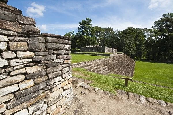 Mayan ruins at Quirigua Archaeological Park, UNESCO World Heritage Site, Guatemala, Central America
