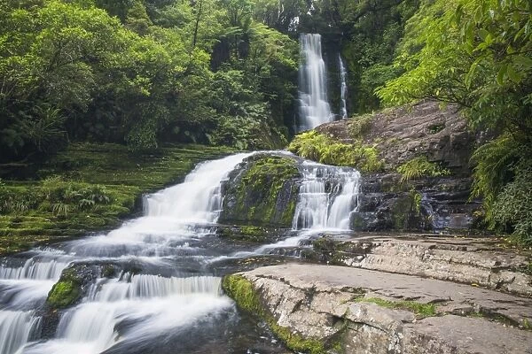 McLean Falls on the Tautuku River, Chaslands, near Papatowai, Catlins Conservation Area