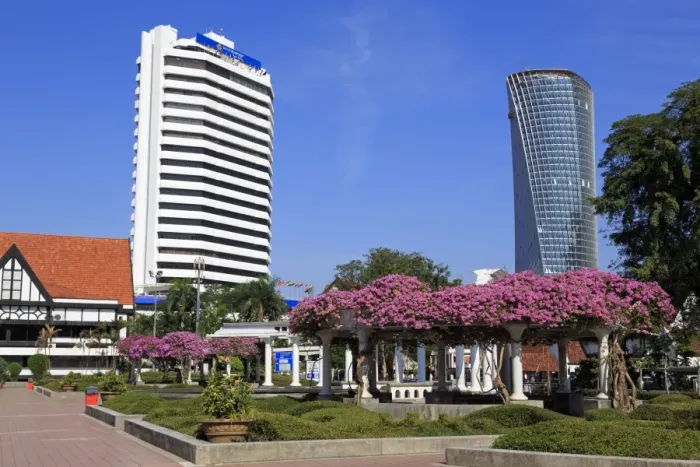 Framed Print : Medeka Square and skyscrapers, Kuala Lumpur, Malaysia, Southeast Asia, Asia Framed Print : Medeka Square and skyscrapers, Kuala Lumpur, Malaysia, Southeast Asia, Asia