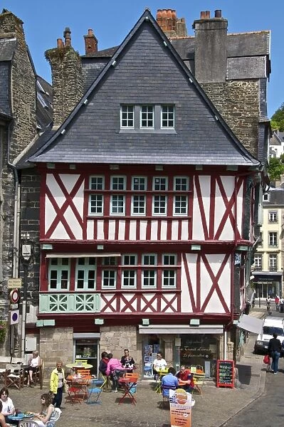 Medieval half timbered houses and cafes, old town, Morlaix, Finistere, Brittany, France, Europe