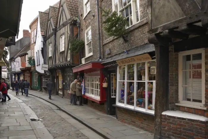 Framed Print : The medieval narrow street of the Shambles and Little Shambles, York, Yorkshire, England, United Kingdom, Europe Framed Print : The medieval narrow street of the Shambles and Little Shambles, York, Yorkshire, England, United Kingdom, Europe