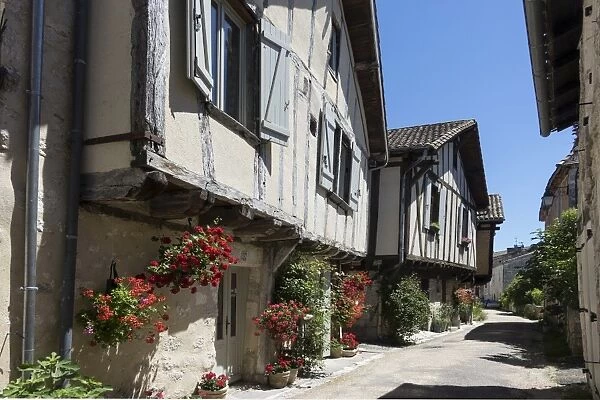 Medieval village of Issigeac, Dordogne, Perigord, Aquitaine, France, Europe