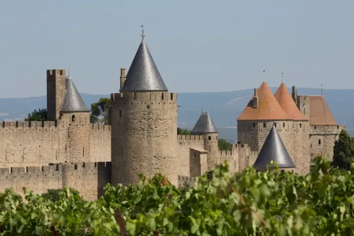 Framed Print : The medieval walled town of Carcassonne, UNESCO World Heritage Site, Languedoc-Roussillon Framed Print : The medieval walled town of Carcassonne, UNESCO World Heritage Site, Languedoc-Roussillon