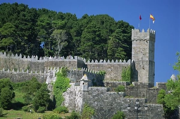 Medieval walls surrounding the parador, Bayona, Galicia, Spain, Europe