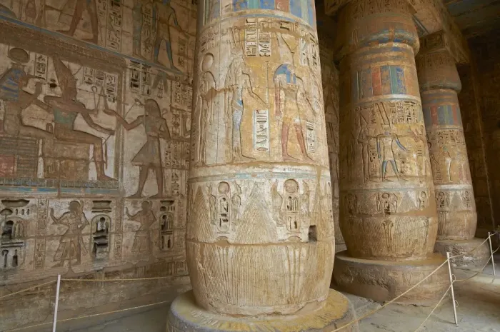 Framed Print : Medinet Habou temple, West Bank of the River Nile, Thebes, UNESCO World Heritage Site, Egypt, North Africa, Africa Framed Print : Medinet Habou temple, West Bank of the River Nile, Thebes, UNESCO World Heritage Site, Egypt, North Africa, Africa