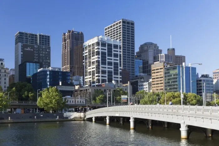 Framed Print : Melbourne skyline along Yarra River, Melbourne, Victoria, Australia, Pacific Framed Print : Melbourne skyline along Yarra River, Melbourne, Victoria, Australia, Pacific