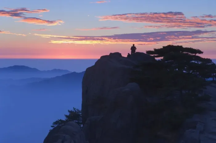 Framed Print : Men watching sunrise, Huang Shan (Yellow Mountain), UNESCO World Heritage Site Framed Print : Men watching sunrise, Huang Shan (Yellow Mountain), UNESCO World Heritage Site
