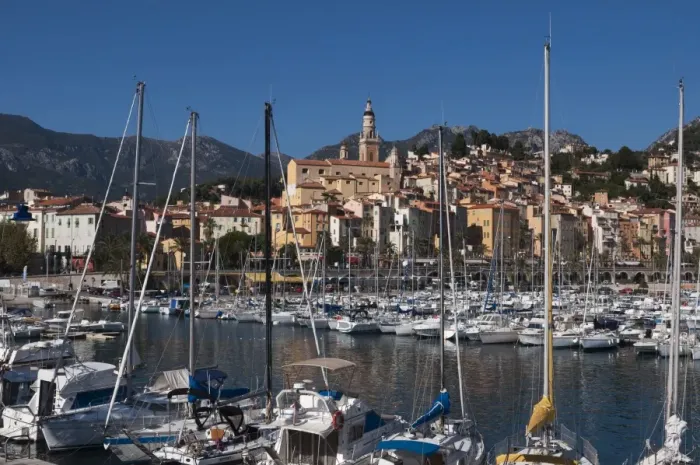 Framed Print : Menton, Provence-Alpes-Cote d Azur, French Riviera, France, Mediterranean, Europe Framed Print : Menton, Provence-Alpes-Cote d Azur, French Riviera, France, Mediterranean, Europe