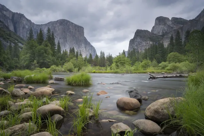 Framed Print : The Merced River at Valley View in spring, Yosemite National Park Framed Print : The Merced River at Valley View in spring, Yosemite National Park