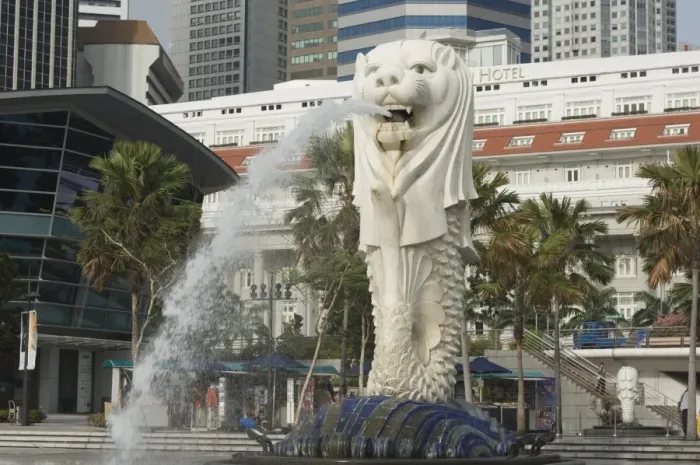 Framed Print : The Merlion Framed Print : The Merlion