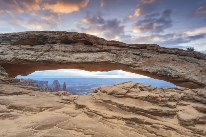 Framed Print : Mesa Arch, Canyonlands National Park, Moab, Utah, United States of America, North America Framed Print : Mesa Arch, Canyonlands National Park, Moab, Utah, United States of America, North America