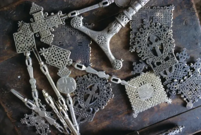 Framed Print : Metal objects in the blacksmiths workshop, Axoum (Axum), Tigre region Framed Print : Metal objects in the blacksmiths workshop, Axoum (Axum), Tigre region
