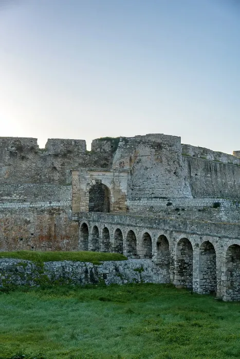 Framed Print : Methoni castle and bridge entrance, Peloponnese, Greece