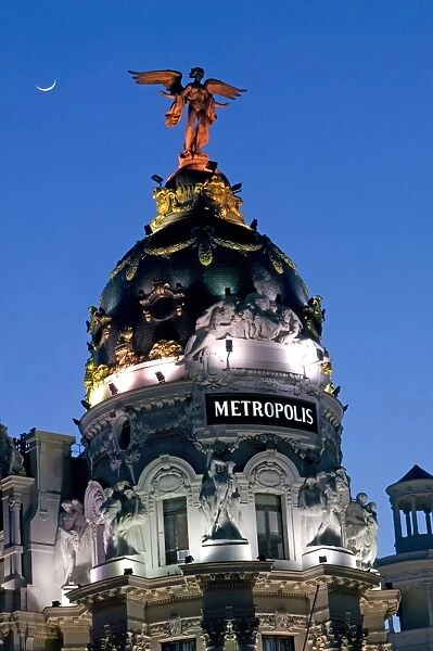 Metropolis Building