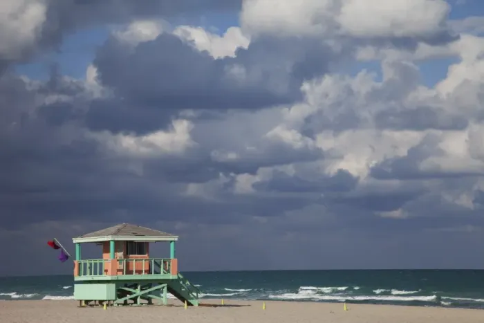 Framed Print : Miami Beach, Miami, Florida, United States of America, North America Framed Print : Miami Beach, Miami, Florida, United States of America, North America