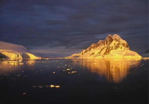 Midnight Sun on the Antarctic Peninsula
