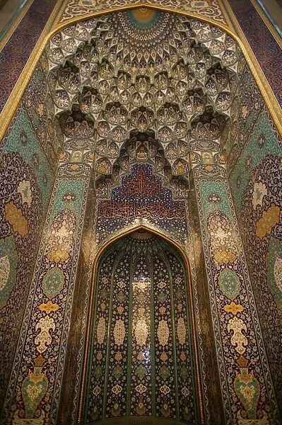 The mihrab in the Sultan Qaboos Grand Mosque, Muscat, Oman, Middle East