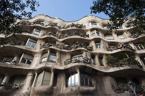 Mila House (or La Pedrera) by Antoni Gaudi, UNESCO World Heritage Site, Barcelona, Catalunya (Catalonia) (Cataluna), Spain, Europe