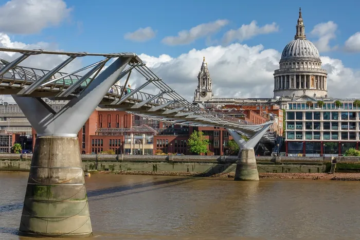 Framed Print : Millenium Bridge and St Paul's Cathedral, London, England Framed Print : Millenium Bridge and St Paul's Cathedral, London, England