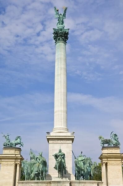 The Millennium monument, with archangel Gabriel on top, Heroes Square (Hosok ter)