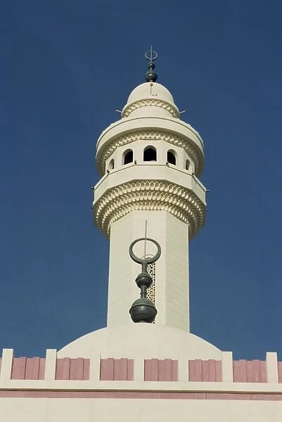 The minaret of the New Grand Mosque, Bahrain, Middle East