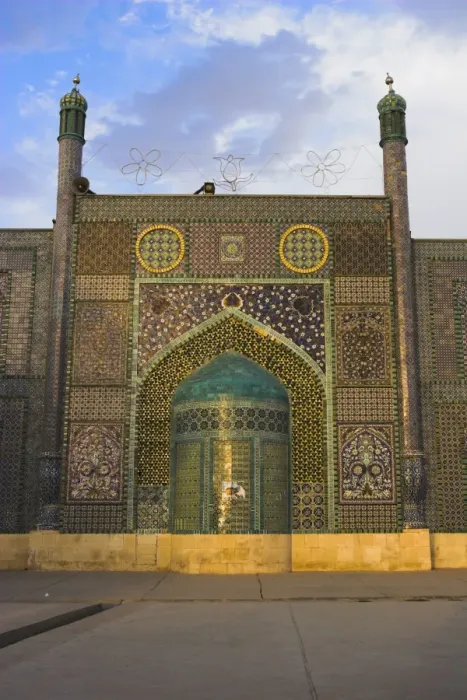 Framed Print : Minaret, Shrine of Hazrat Ali, who was assassinated in 661, Mazar-I-Sharif Framed Print : Minaret, Shrine of Hazrat Ali, who was assassinated in 661, Mazar-I-Sharif