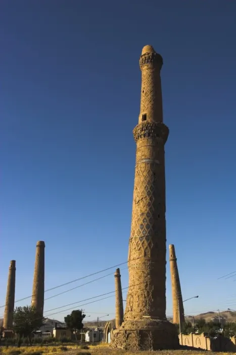 Framed Print : Minaret supported by steel cables, a project undertaken by UNESCO and local experts in 2003 Framed Print : Minaret supported by steel cables, a project undertaken by UNESCO and local experts in 2003