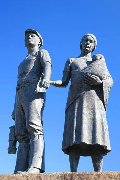 Miner statue, Tonypandy, Rhondda Valley, Glamorgan, Wales, United Kingdom, Europe