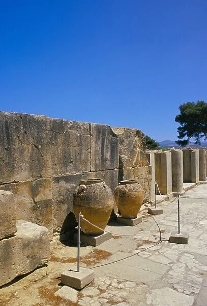 Minoan jars at the archaeological site