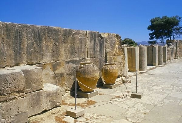 Minoan jars at the Minoan archaeological site