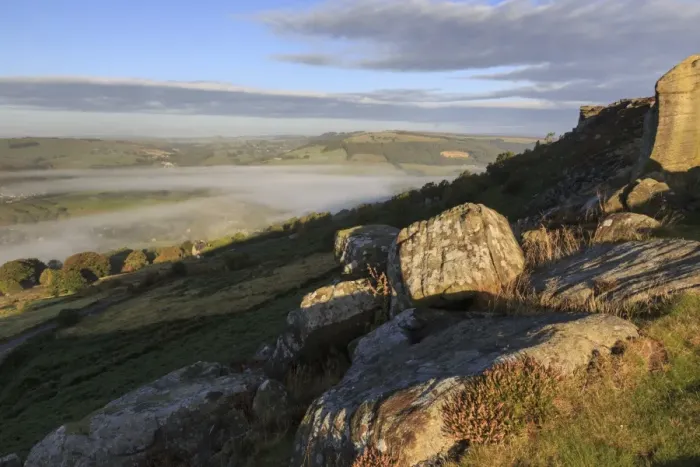 Framed Print : Mist clears from valley, fields and woods, from Curbar Edge at sunrise, autumn dawn Framed Print : Mist clears from valley, fields and woods, from Curbar Edge at sunrise, autumn dawn