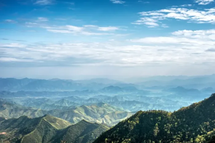 Framed Print : Misty mountain chains as seen from Tian Mu Shan peak, Zhejiang, China, Asia