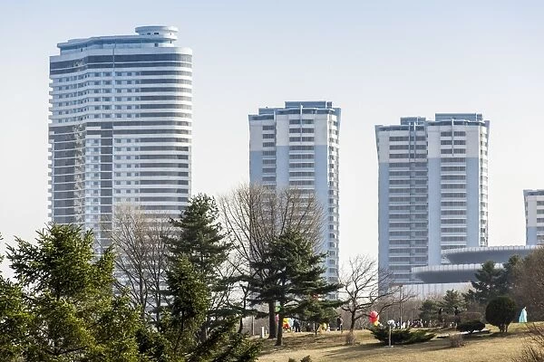Modern apartment buildings in the city centre, Pyongyang, Democratic Peoples Republic of Korea (DPRK), North Korea, Asia
