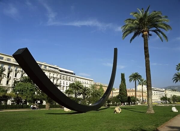 Modern sculpture, Jardin Albert 1er, Nice, Alpes-Maritimes, French Riviera