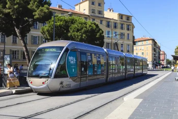 Framed Print : Modern tram, Nice, Alpes Maritimes, Provence, Cote d Azur, French Riviera, France, Europe