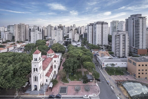 Moema neighborhood, Catholic church of Nossa Senhora Aparecida and upmarket residential apartments, Sao Paulo, Brazil, South America