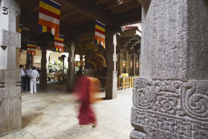 Framed Print : Monk walking in Temple of the Tooth (Sri Dalada Maligawa), Kandy, Sri Lanka, Asia Framed Print : Monk walking in Temple of the Tooth (Sri Dalada Maligawa), Kandy, Sri Lanka, Asia