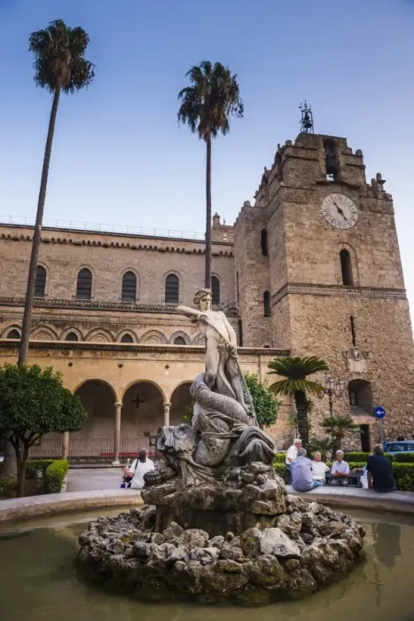 Framed Print : Monreale Cathedral (Duomo), and fountain in Guglielmo Square in Monreale, near Palermo, Sicily, Italy, Europe Framed Print : Monreale Cathedral (Duomo), and fountain in Guglielmo Square in Monreale, near Palermo, Sicily, Italy, Europe
