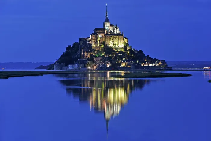 Framed Print : Mont-Saint-Michel, UNESCO World Heritage Site, in the mouth of the Couesnon river at dusk, Manche department, Normandy region, France, Europe Framed Print : Mont-Saint-Michel, UNESCO World Heritage Site, in the mouth of the Couesnon river at dusk, Manche department, Normandy region, France, Europe